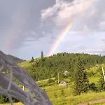 приватна соломія Semesterbostad Bukovel